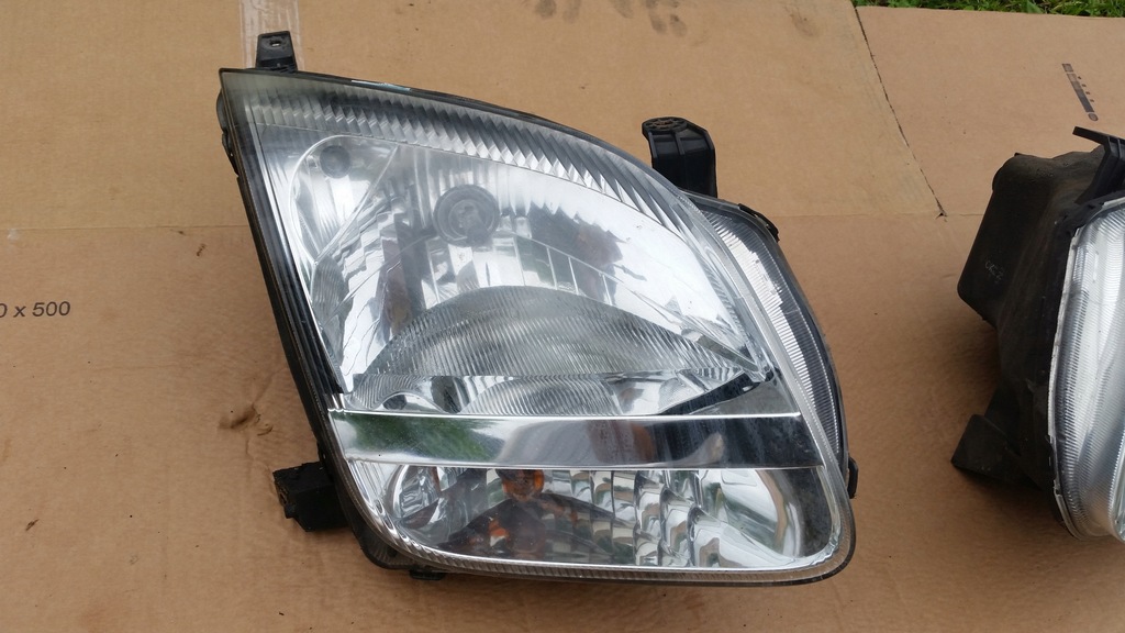 фото №1, Лампа перед правая suzuki ignis ii 35100-86g10 eu