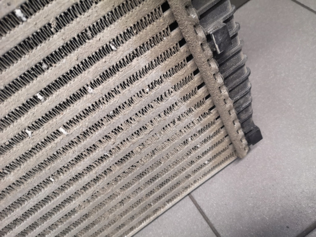 фото №5, Интеркулер правый vw touareg 5.0 tdi 7l0145804a