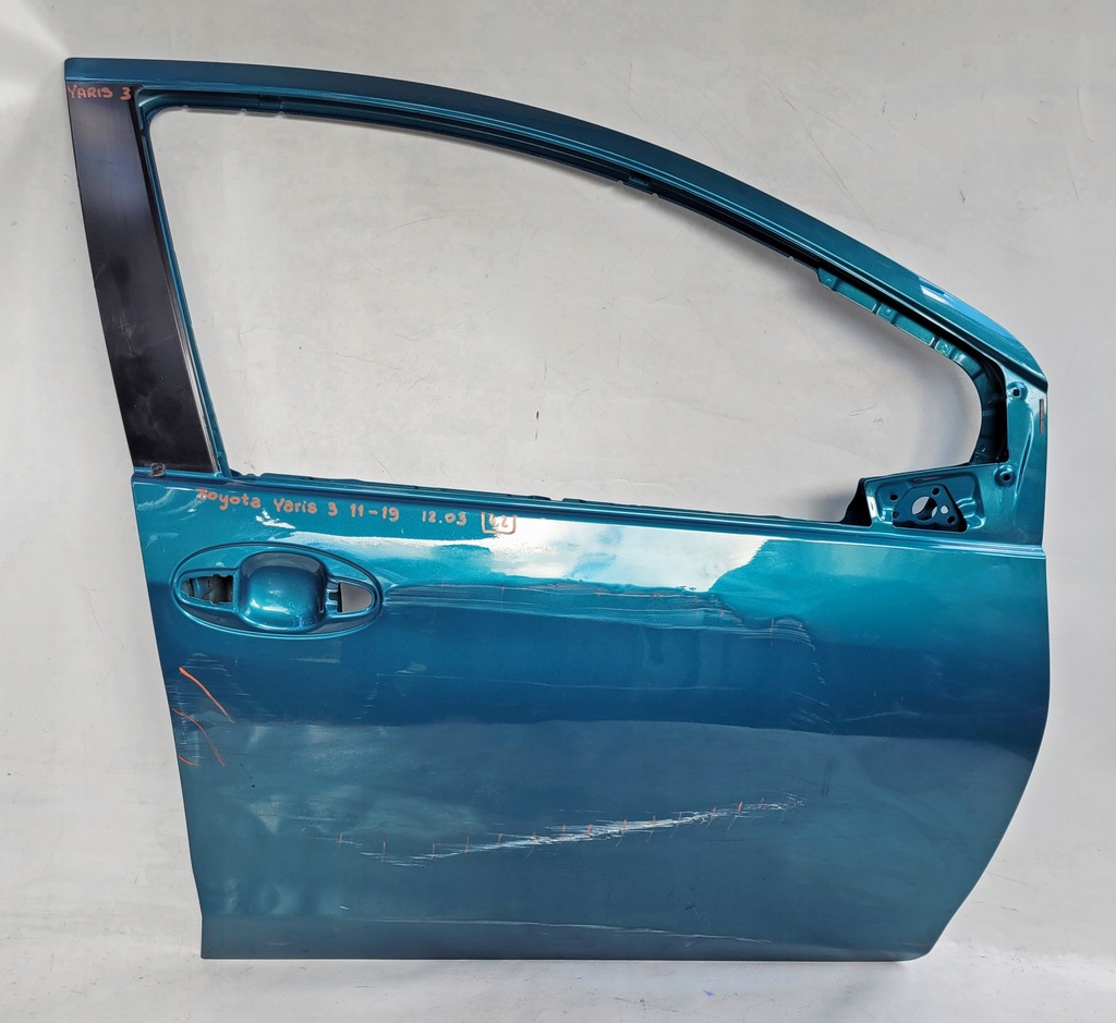 фото №1, Дверь правое перед передние toyota yaris 2011-2019