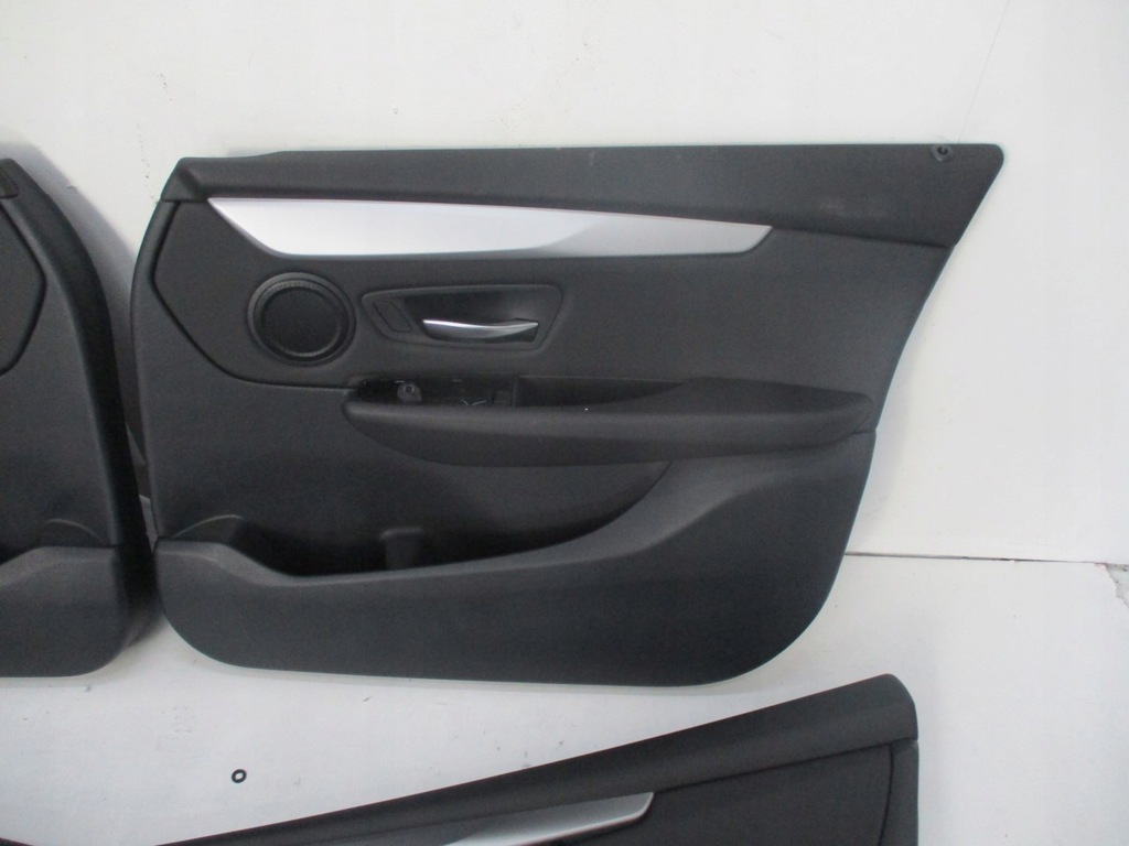 фото №4, Обивка обивка дверь bmw 2 f46 кожа