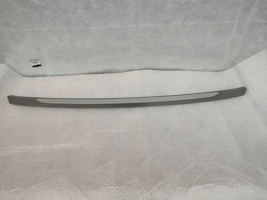 фото №1, Молдинг крышки багажника land rover range rover l460 type lk 2023 m8e2-404c42