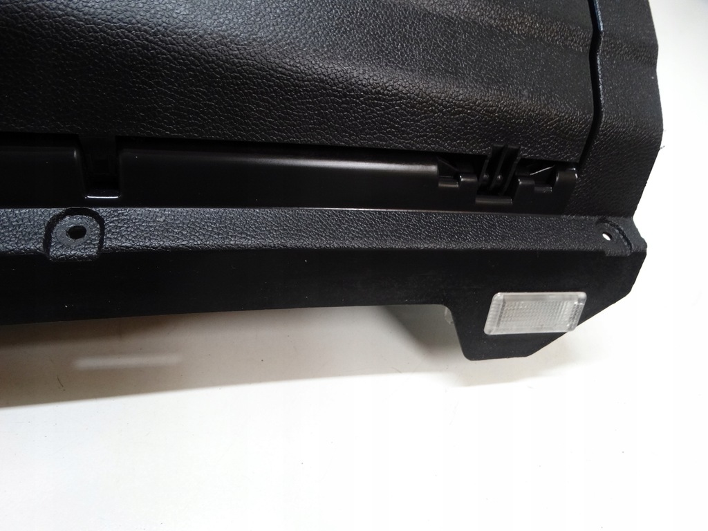 фото №7, Бардачок пассажира volkswagen оригинальный номер 1k1857290e