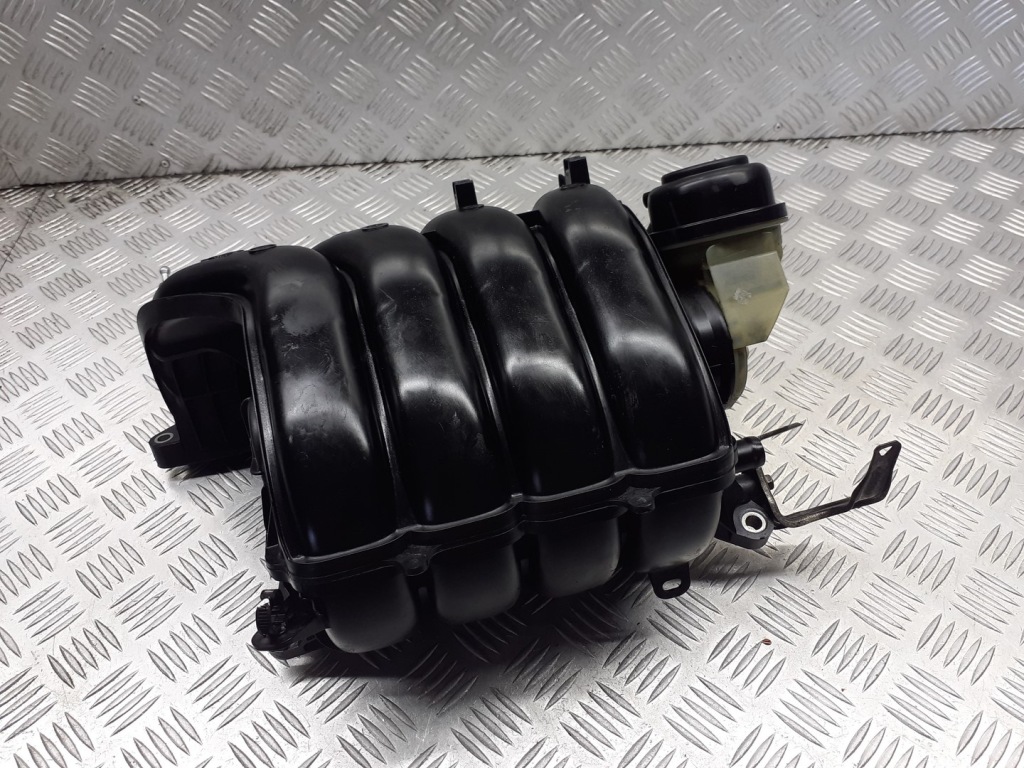 Купити Колектор впускний  toyota corolla x