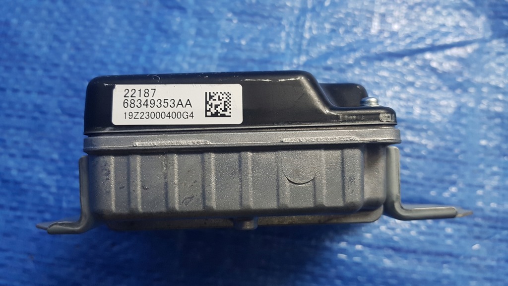 фото №3, Преобразователь напряжения jeep wrangler / rubicon / grand cherokee 68349353