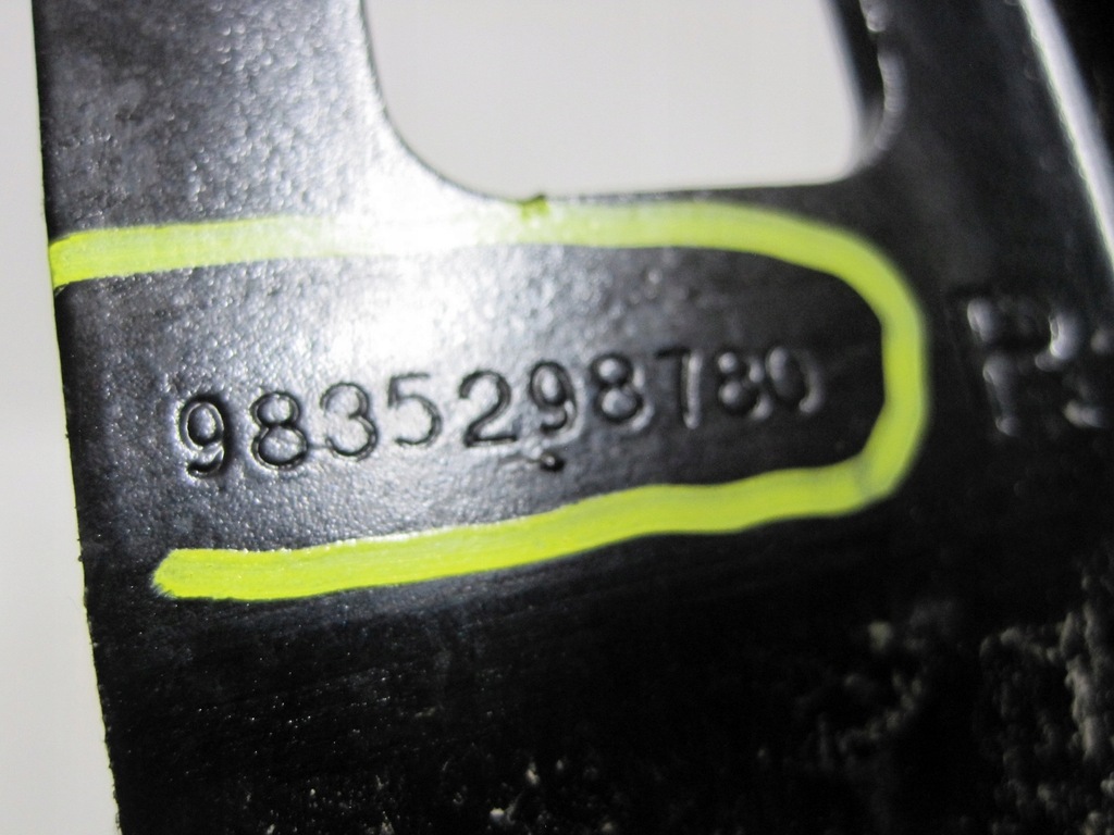 фото №7, Петля капот peugeot 308 iii t10 правый левый 9835298780 9835298880