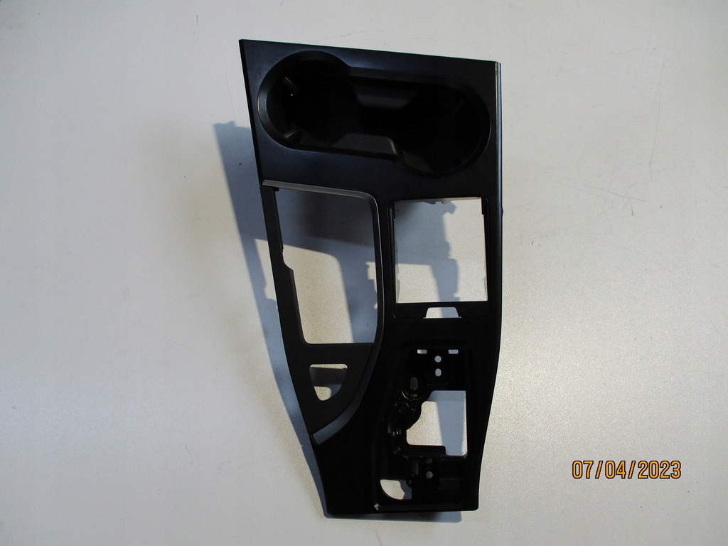 фото №1, Накладка na тунель lexus ux 58804-76120