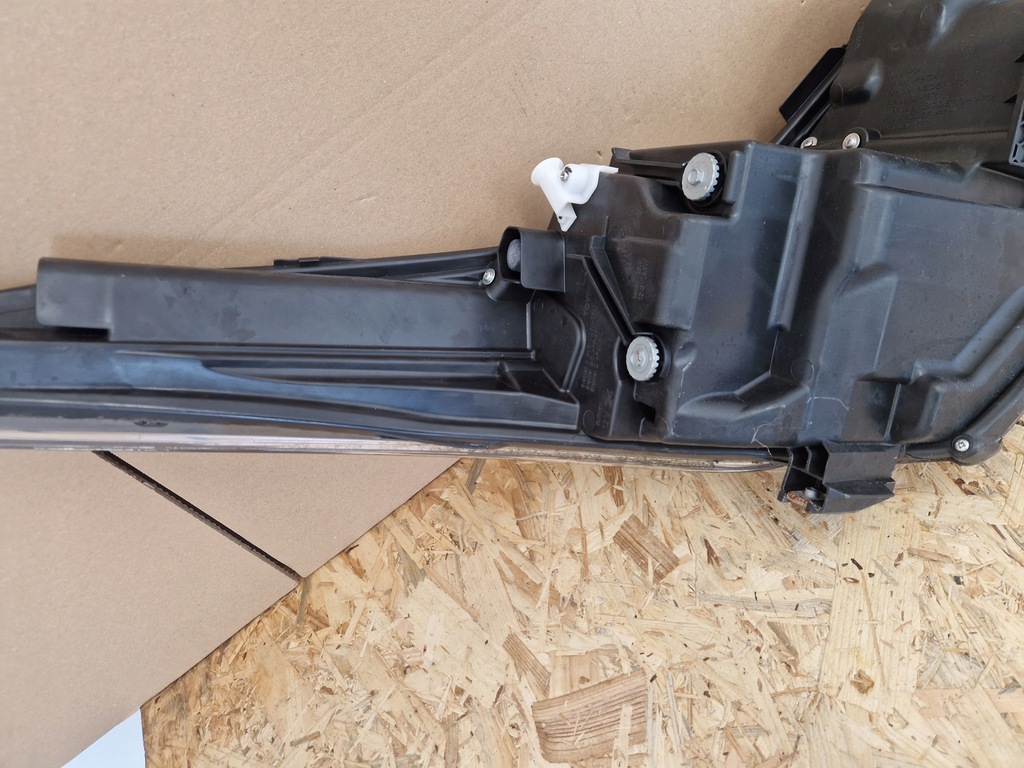 фото №11, Лампа перед левая toyota chr full led 16-