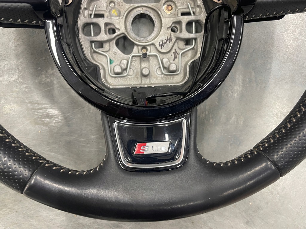 фото №9, Воздуховод audi a6 a7 c7 s-line перфорированная лепестки переключения ładna