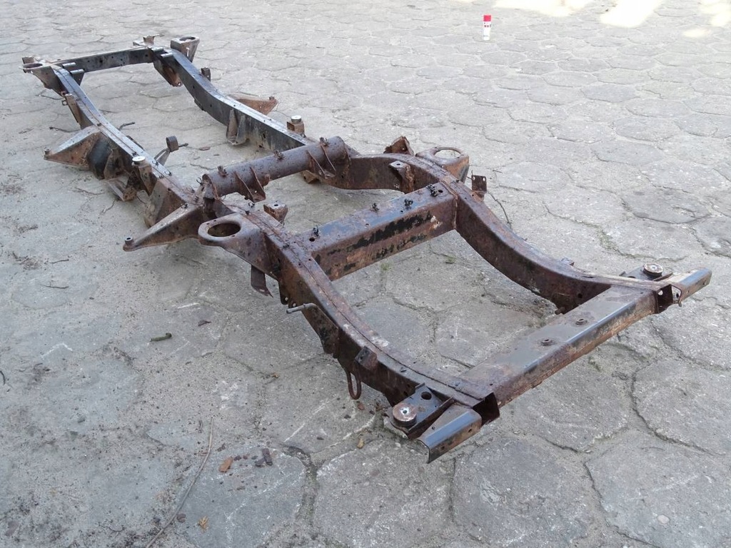 фото №3, Land rover discovery ii 98-04 рама #84