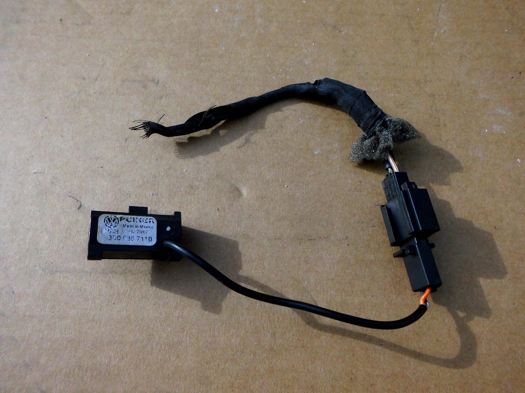 фото №1, Golf v мікрофон 3b0035711b