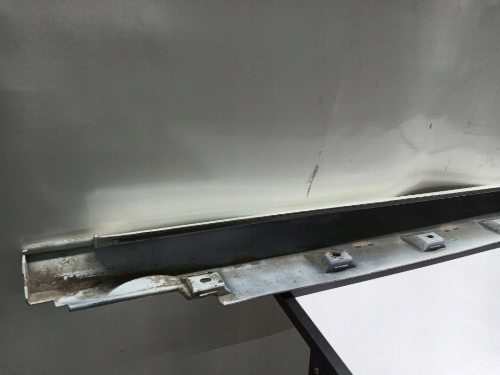 фото №6, Молдинг порог правая vw passat b8 3g0853858