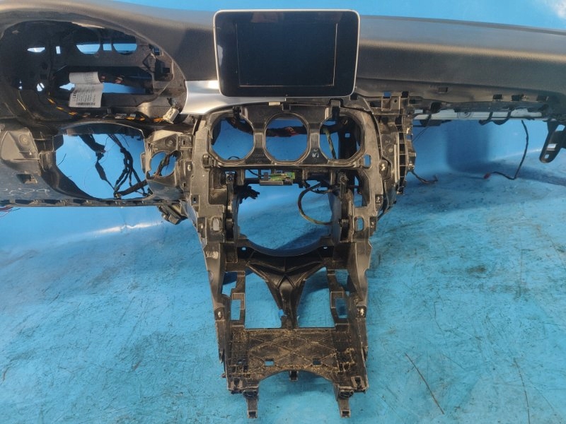 Панель приборы a20568008879j38 mercedes-benz c-class w205 16-21 с Разборки