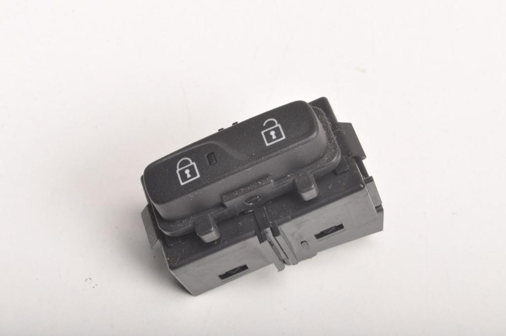 фото №1, Volvo v40 ii кнопка центрального замка 31376499