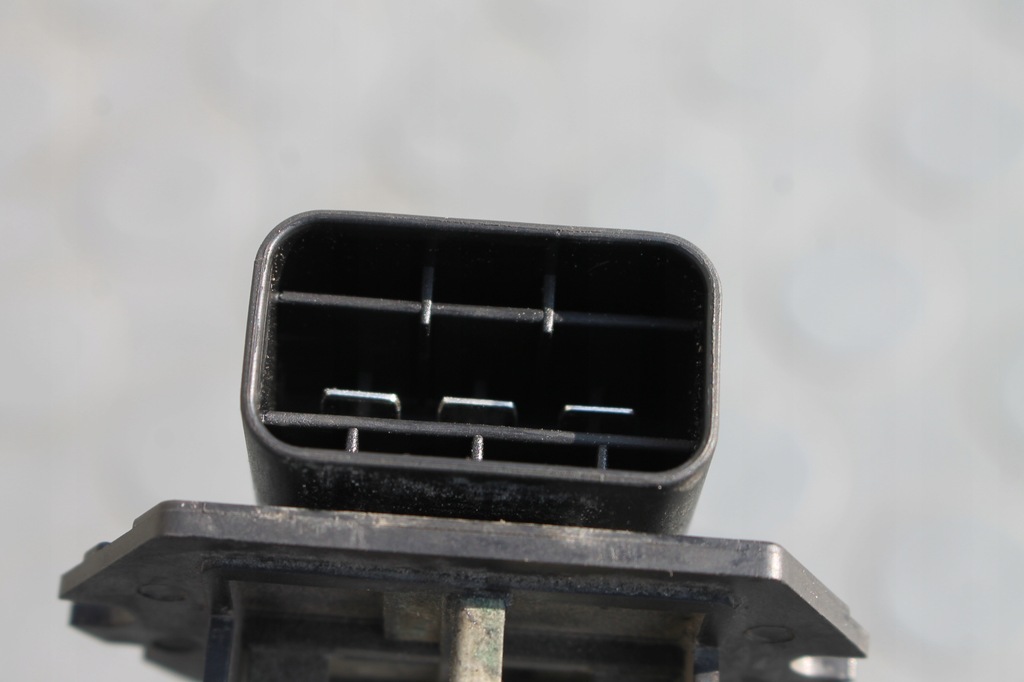 фото №5, Резистор вентилятора радиатора hyundai i30 ii 12-