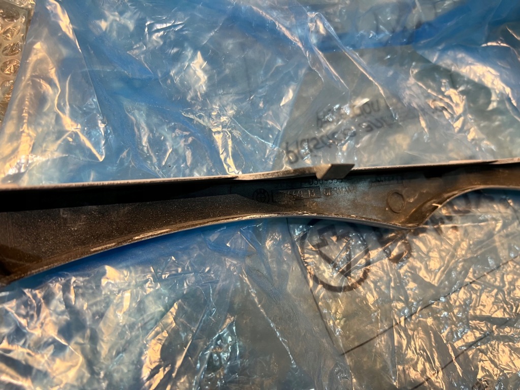 фото №10, Bmw e46 lift накладка на фару молдинг прокладка pod фара левая 7030553