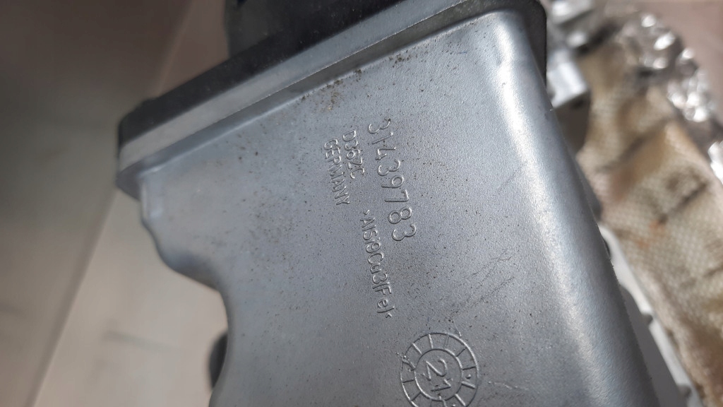 фото №9, Компрессор 31441265 31439783 volvo xc90 ii s60 iii v60 ii xc60 ii 2.0t