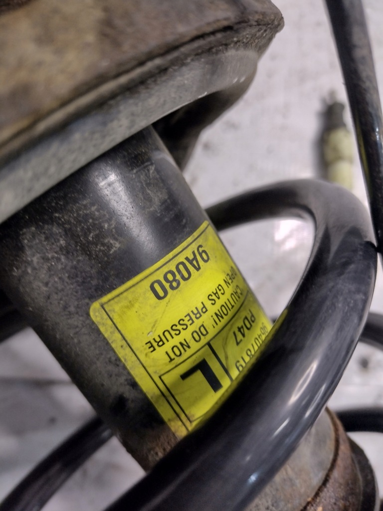 фото №15, Амортизационная стойка поворотный кулак ступица левый перед chevrolet lacetti 1,4 16v