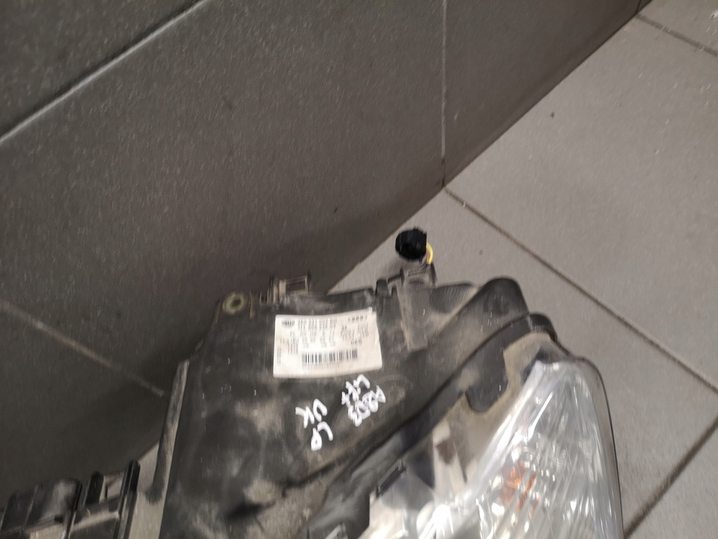 фото №10, Лампа левый перед audi a8 d3 uk 4e0941003bn