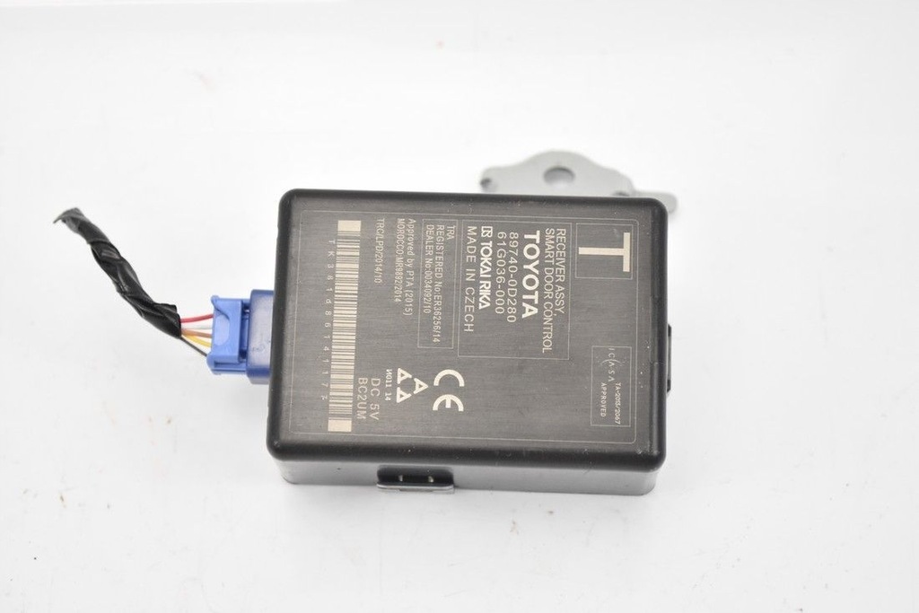 фото №1, Toyota yaris iii модуль двері 89740-0d280