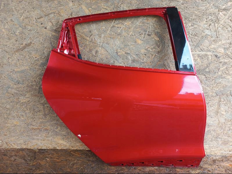 фото №1, Renault clio iv 4 дверь задние задняя правое