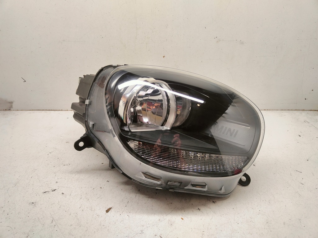 фото №1, Mini countryman f60 zw лампа правый перед 7390148