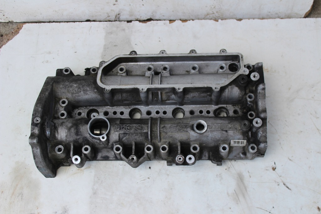 фото №1, Крышка клапанов 504167975 валы