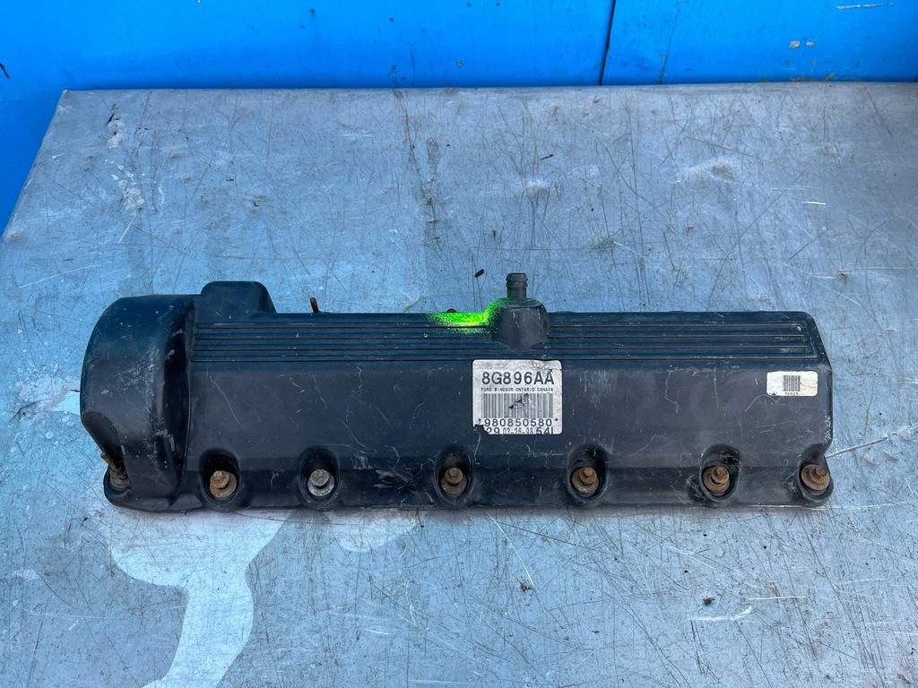 фото №1, Ford expedition i 98- кришка клапанів 5,4 v8