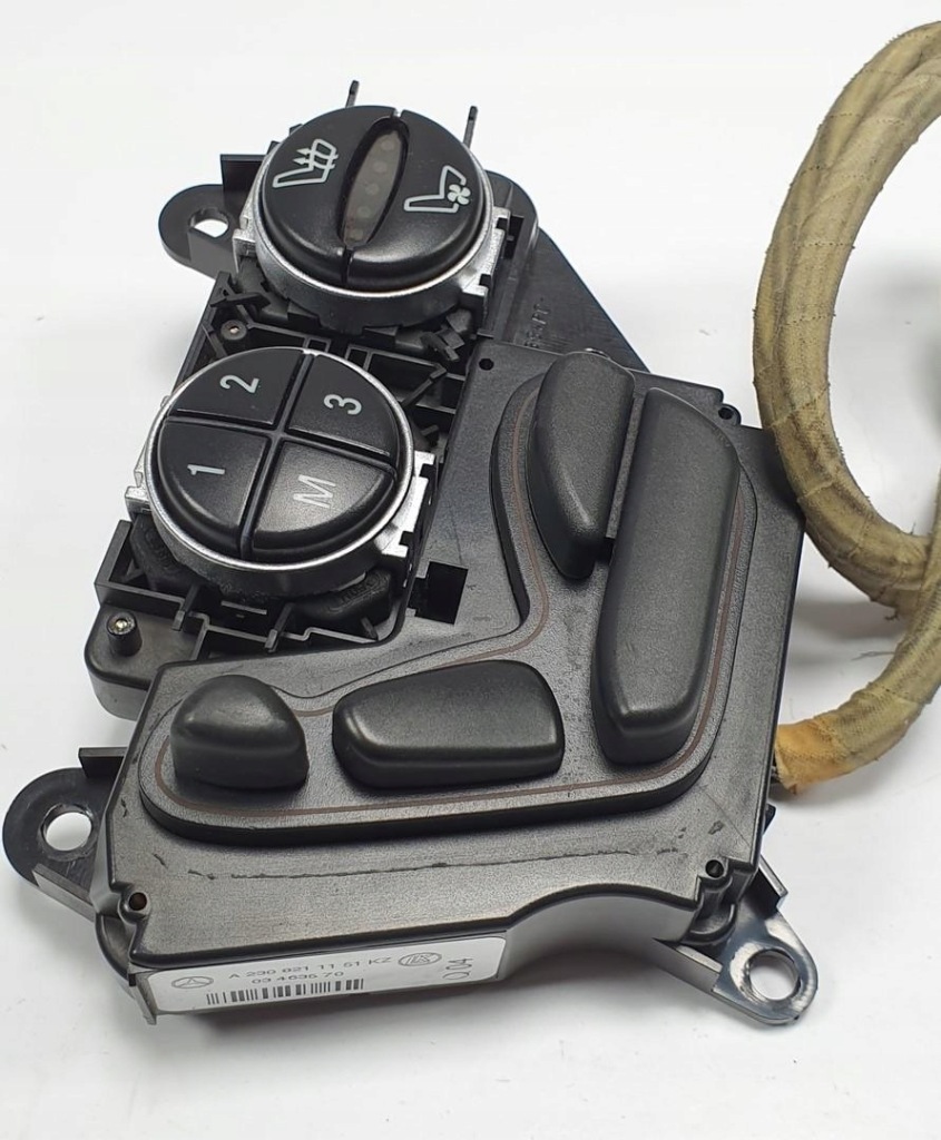 Панель регулировки левый mercedes sl r230 a2308211151 Цена