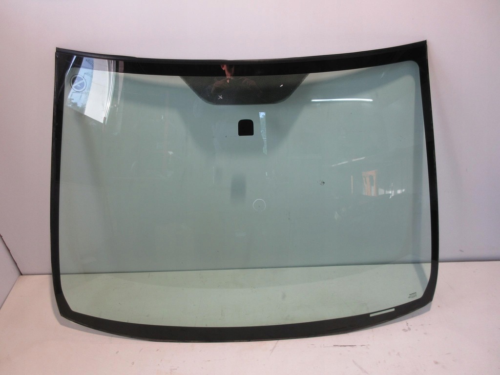 фото №1, Honda civic vii 3d hb стекло лобовое передняя