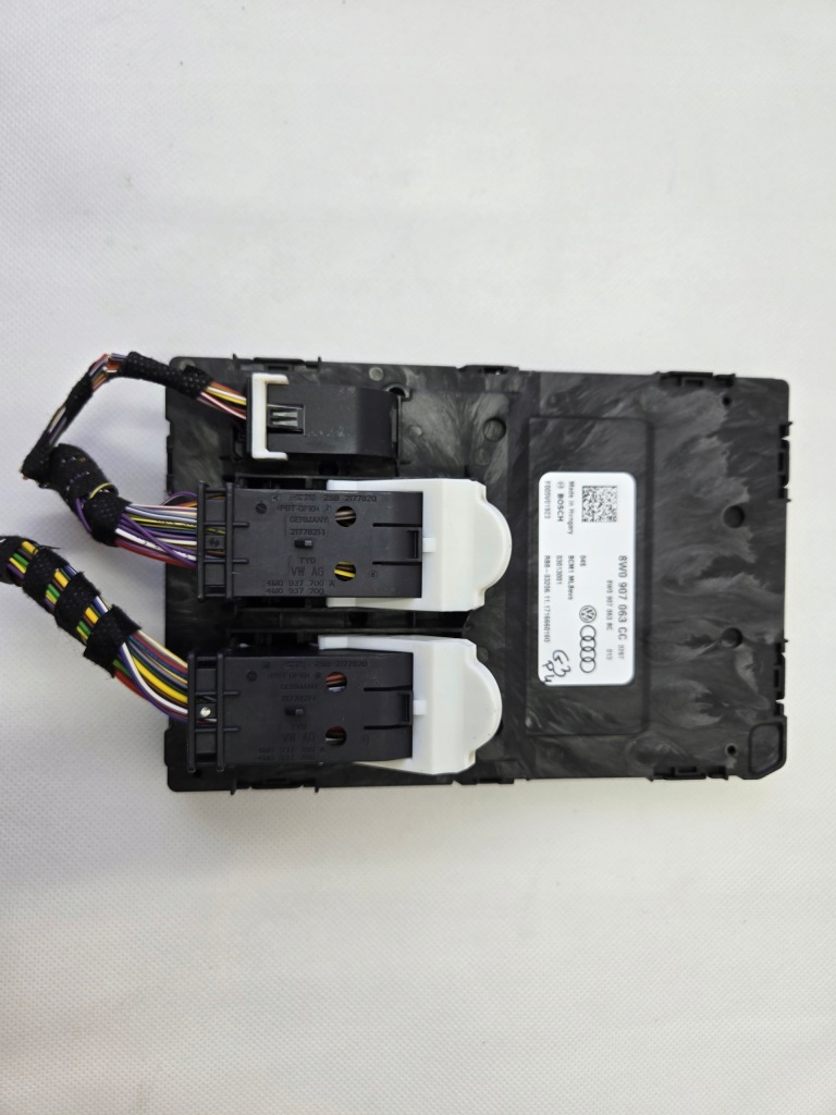 фото №1, Audi a4 b9 2.0 tdi модуль комфорту 8w0907063cc