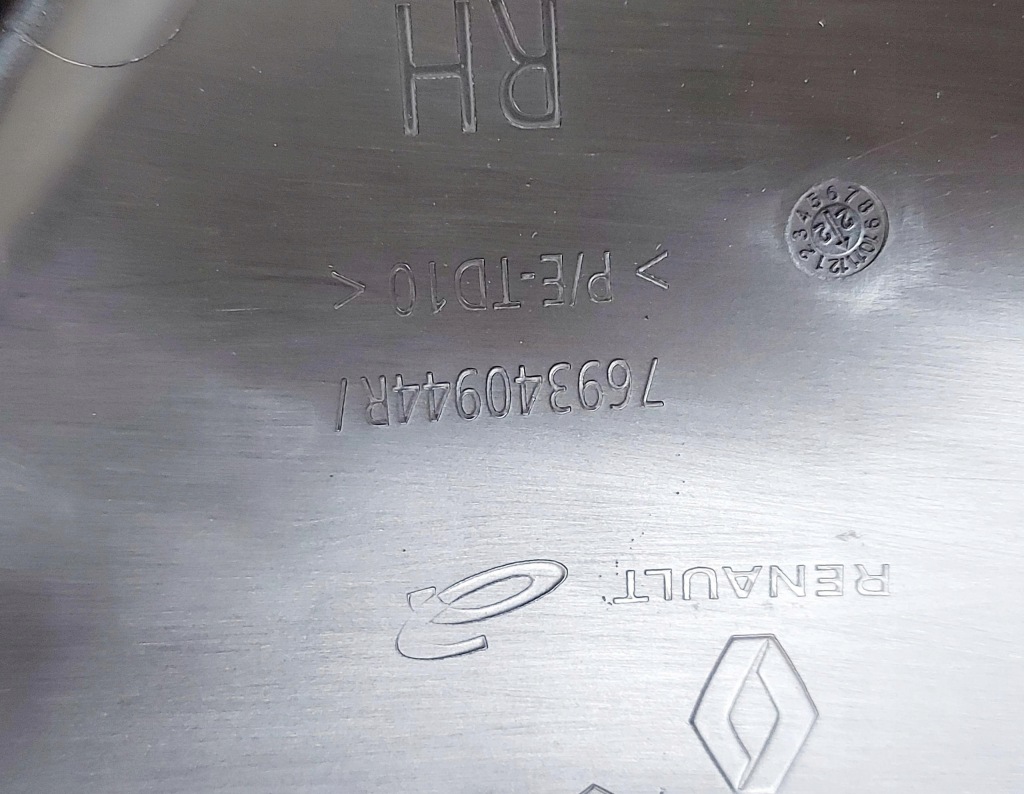 Renault scenic v e-tech 24r. накладка обшивка сидіння праве 769366829r Київ