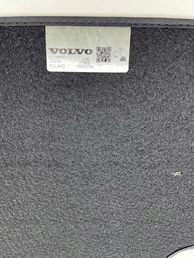 Volvo xc40 коврики велюровые комплект 32328775 с Разборки