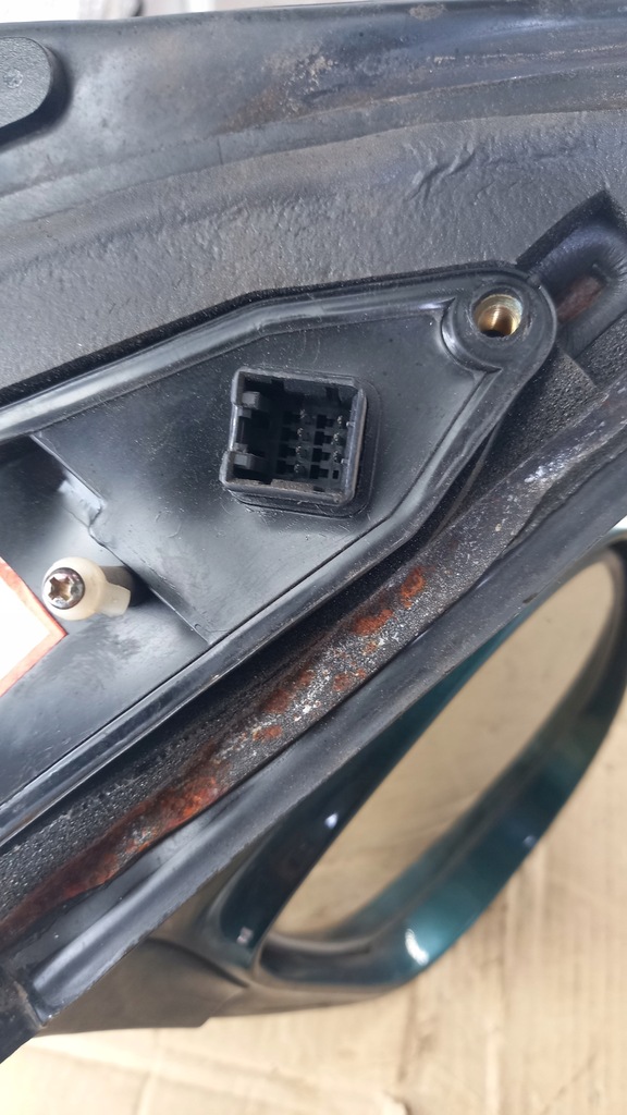 фото №8, Дзеркало праве kia carnival 2.9td 99-02r