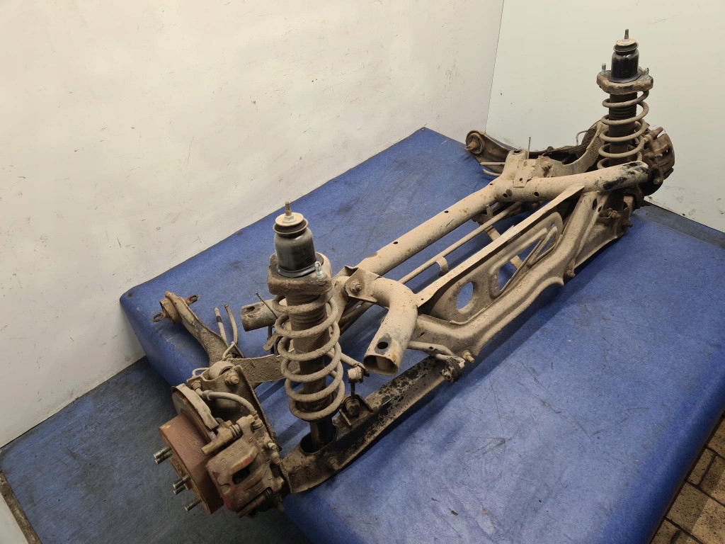 Dodge caliber 2.0 crd балка подвеска задняя в Украине