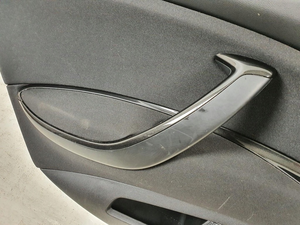 фото №2, Обивка дверь левый задняя шторка citroen c5 iii x7