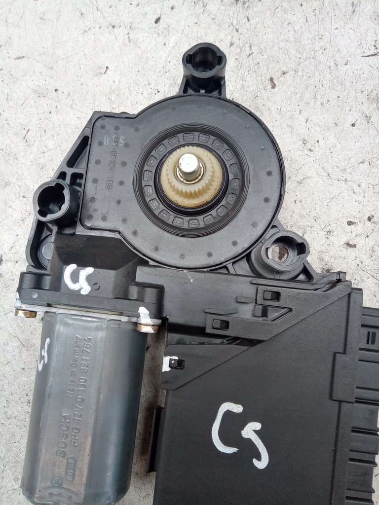 фото №7, Audi a6 c5 моторчик скло правий перед 8e19598023