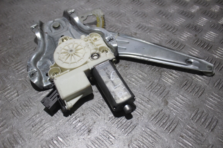 фото №1, Механизм окон правый задняя toyota avensis ii t25