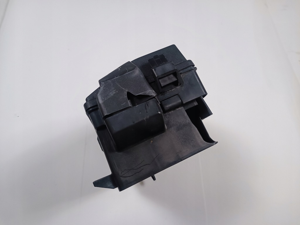 фото №7, Корпус коробка предохранителей chevrolet camaro ss 2009-2015