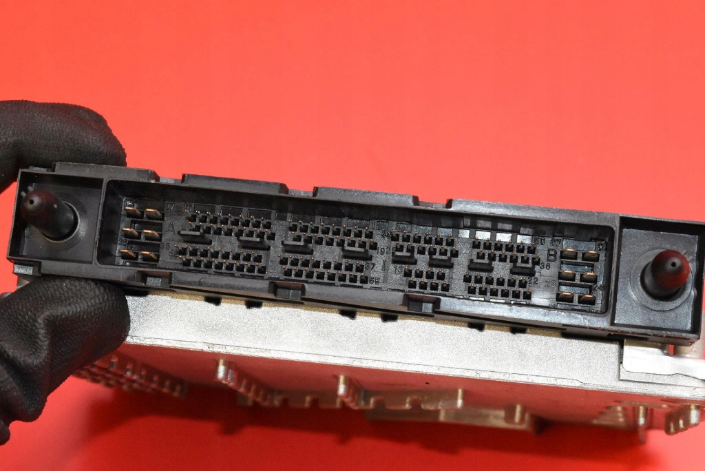 фото №7, Блок керування бортовий комп'ютер двигуна 08627455a 0261206828 volvo s80 1 i 2.4 t 200 km