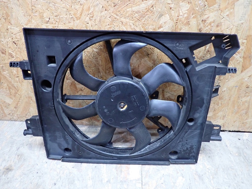 фото №3, Корпус вентилятор renault clio 5 v b7 2019- 214811626r