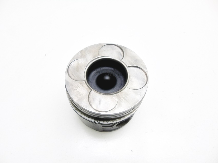 фото №3, Поршень 8452 land rover freelander 2.0 d td td4 bmw