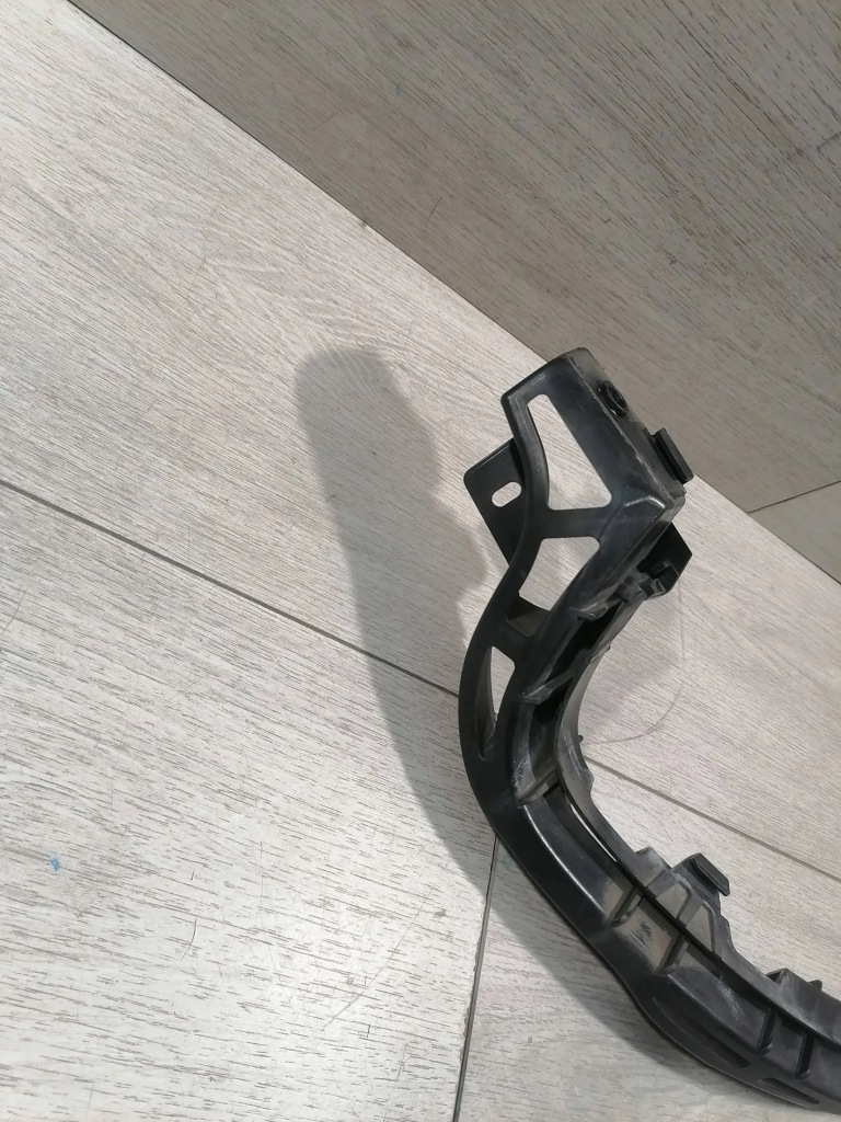 7811. porsche 911 991 gt3rs направляющая бампер правый задняя 991505836 Недорого