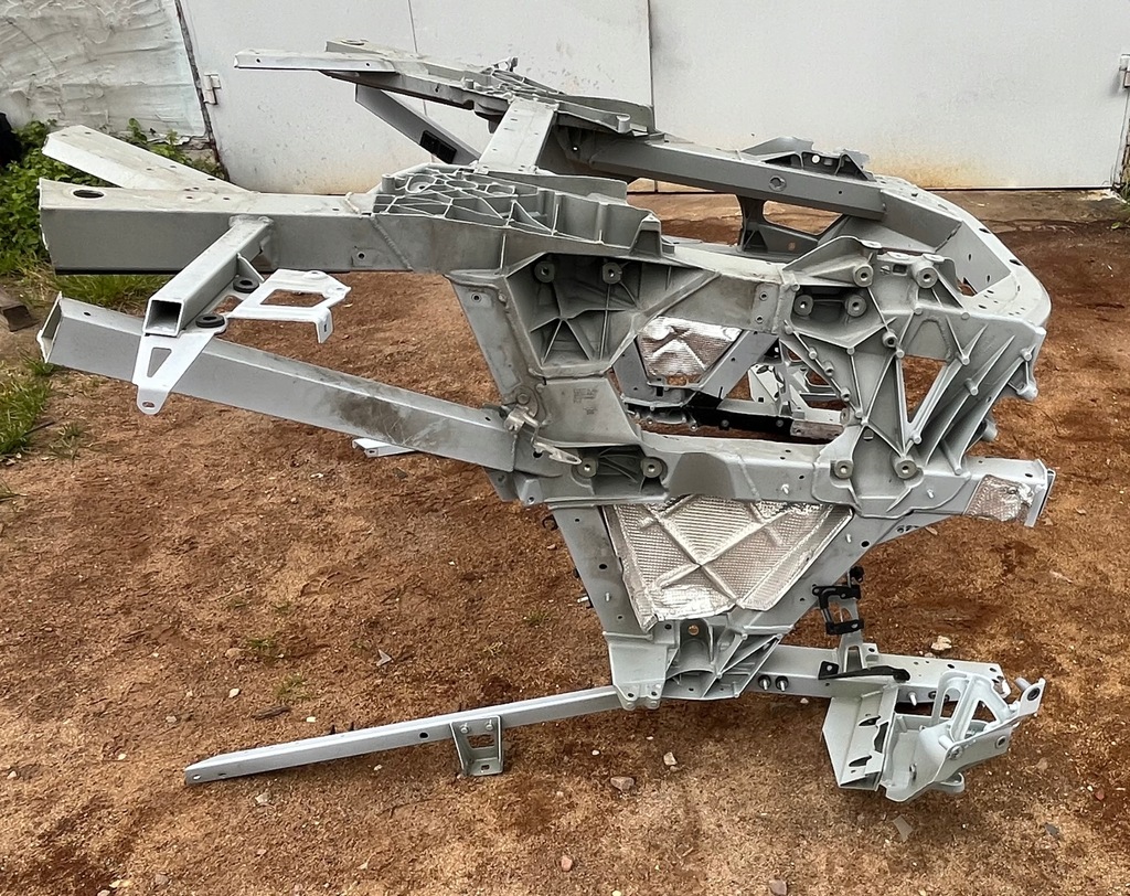 фото №3, Idealna kpl. рама задня задня audi r8 coupe huracan 4s 21r 1