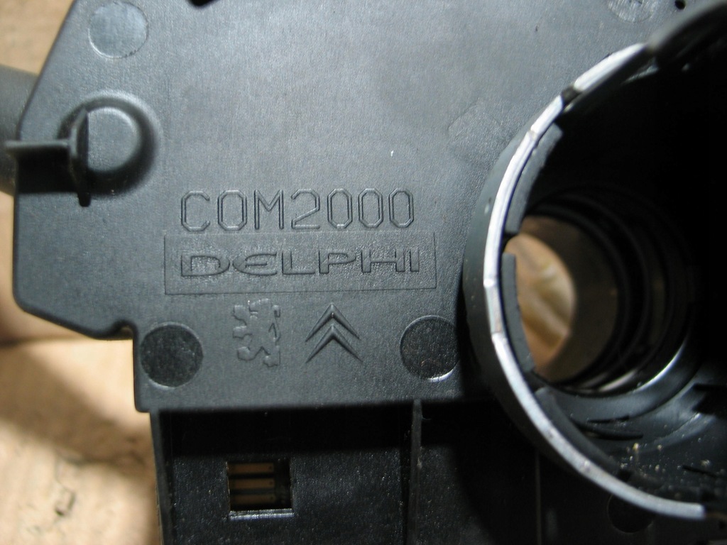 фото №13, Переключатель комбинированный citroen c4 c5 berlingo peugeot 206 307 96605602xt