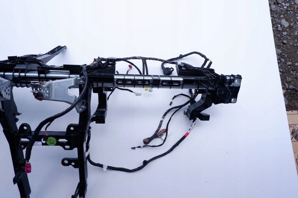 Tesla y каркас панели Доставка