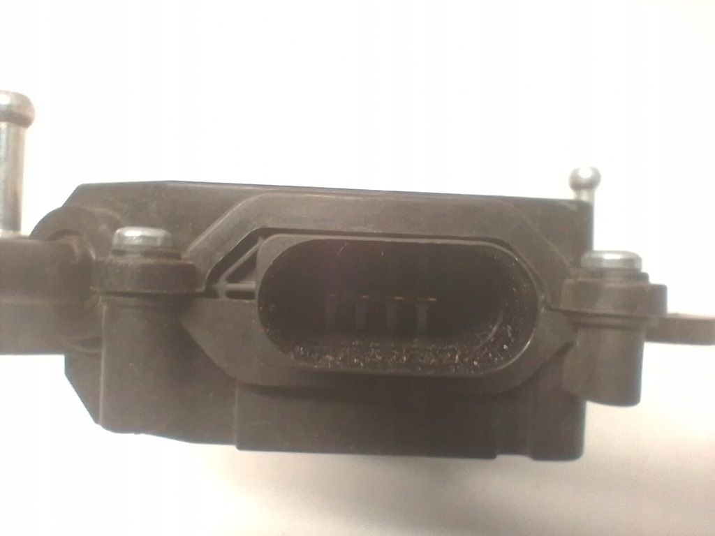 фото №7, Замок крышки доводчик 6701065090 alfa romeo stelvio