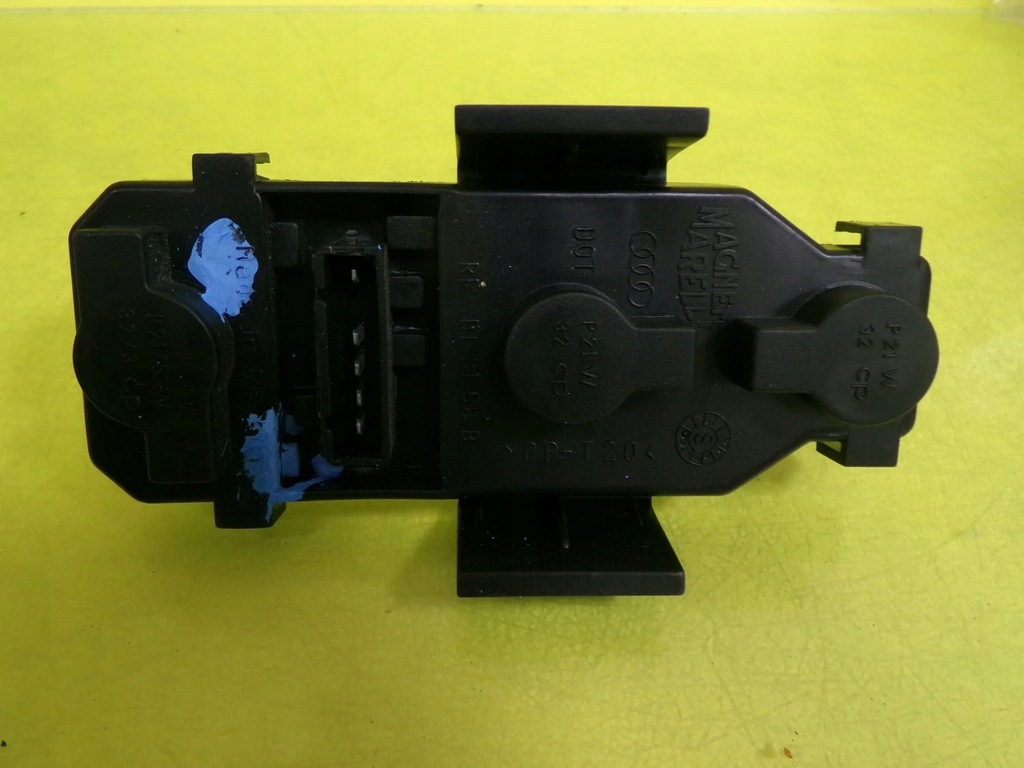 фото №5, Вкладыш лампы левый задняя audi a6 c5 kombi nr436