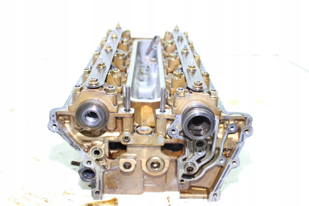 Bmw e38 e39 735i 535i m62tu v8 головка двигуна права 1745453 вали Недорого