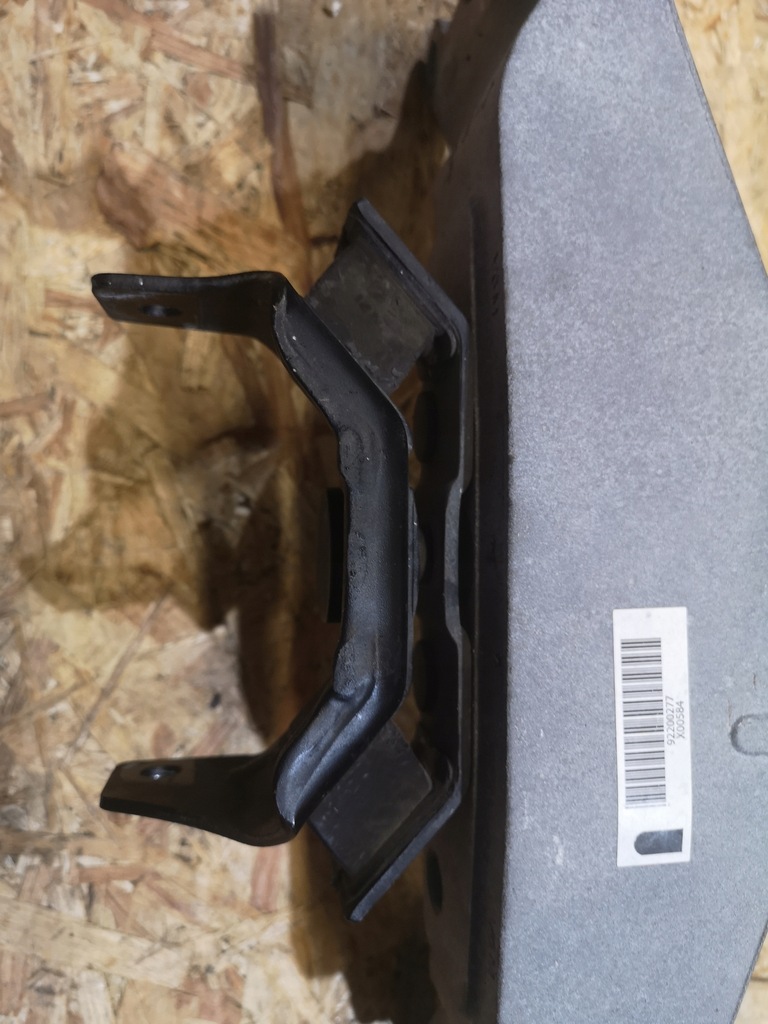 фото №6, Опора кронштейн подушка коробки передач механическая коробка передач chevrolet camaro v6 v8 2009-15