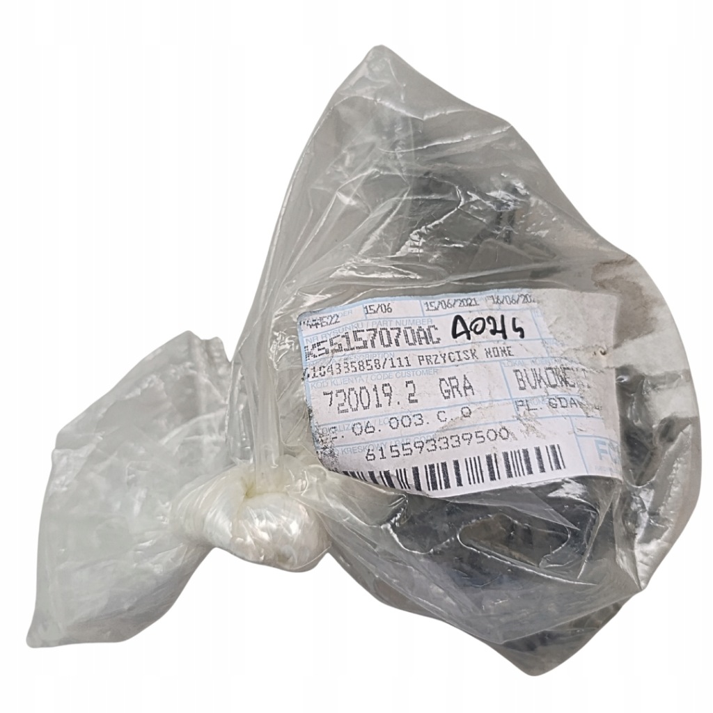 Клипса заглушка порог cherokee 2005-2007 55157070ac оригинал Недорого